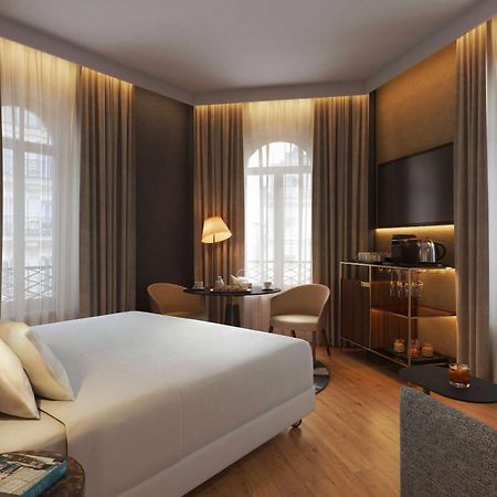 Nh Paris Champs-Elysees Екстериор снимка