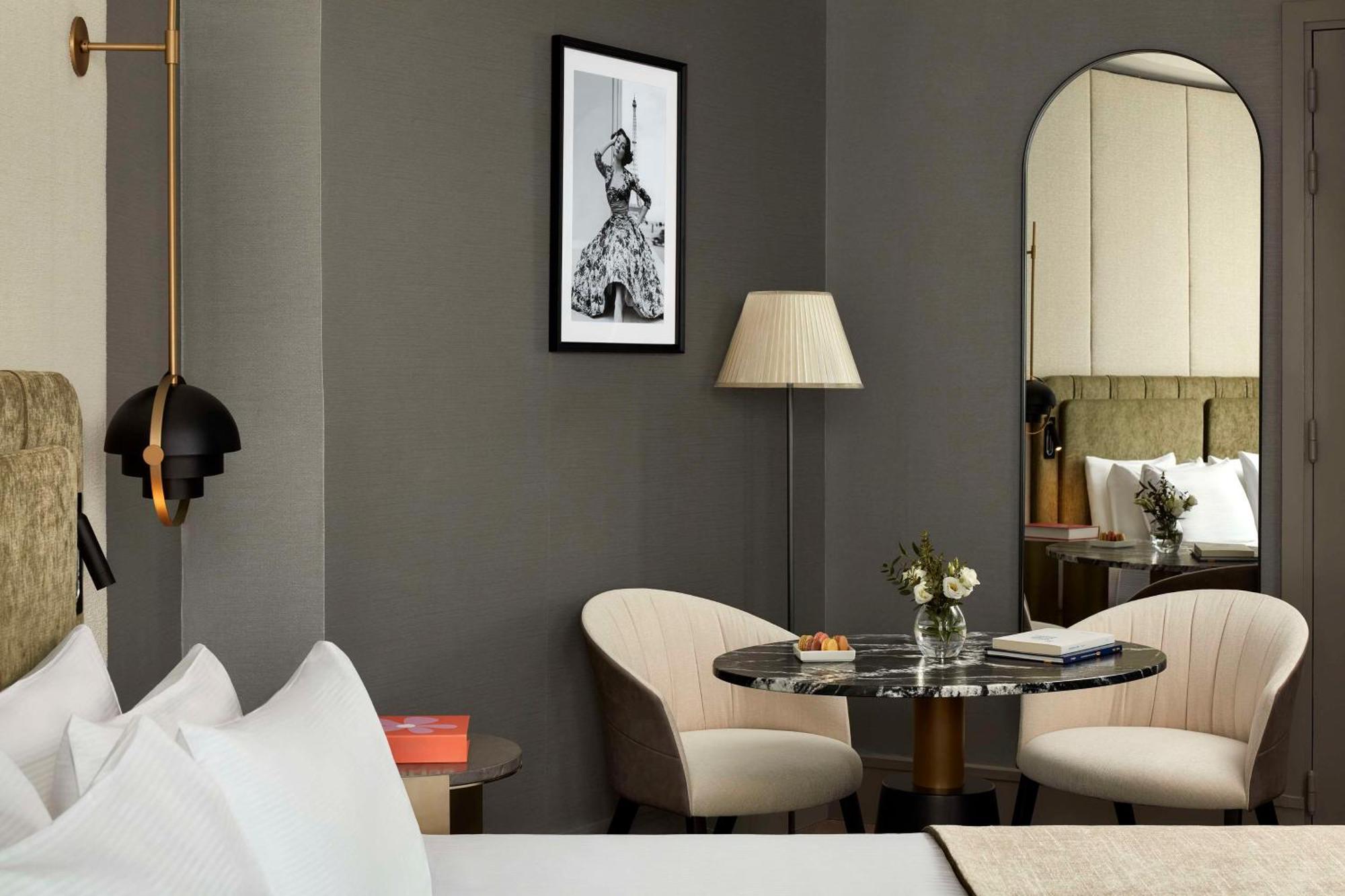 Nh Paris Champs-Elysees Екстериор снимка