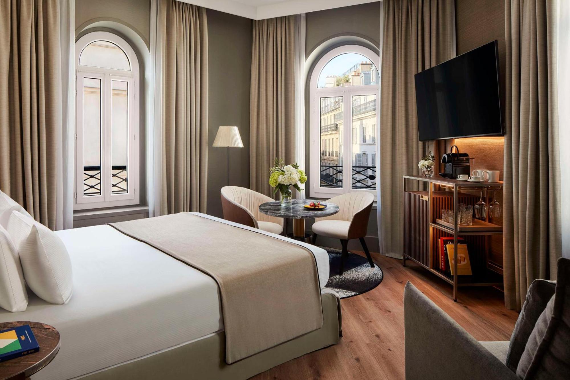 Nh Paris Champs-Elysees Екстериор снимка